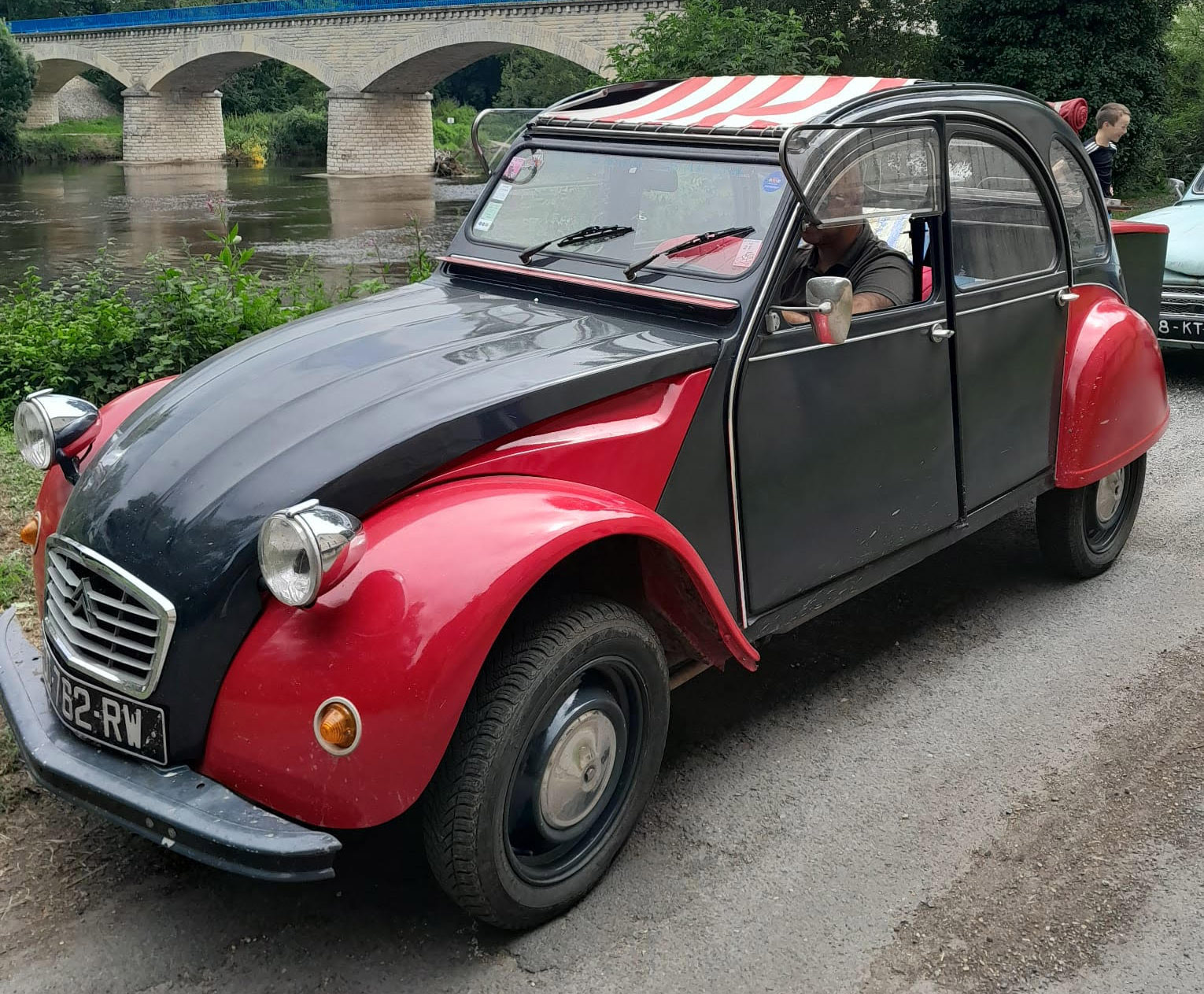 2CV6 Spécial 1983 Damien B. et de Anne H.